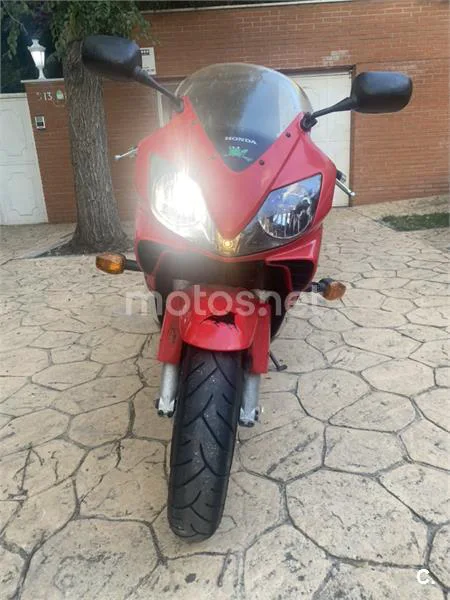 Honda CBR 600 F – Vista 4