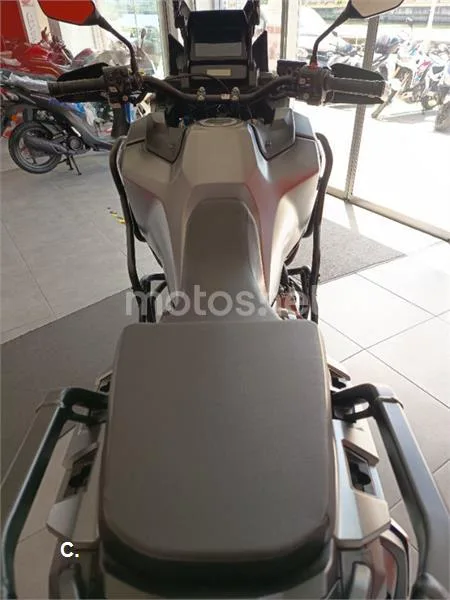 Honda CRF 1100L Africa Twin – Vista 9