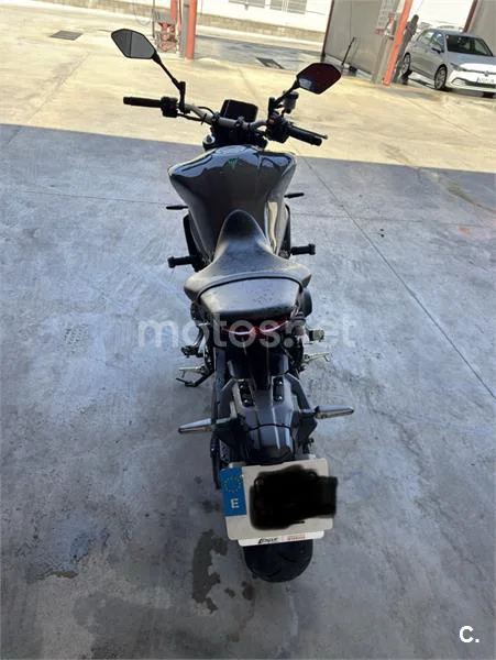 Yamaha MT-09 – Vista 4