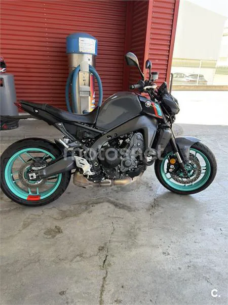 Yamaha MT-09 – Vista 6