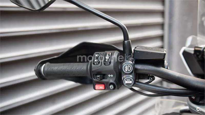 Triumph Tiger Explorer 1200 – Vista 8