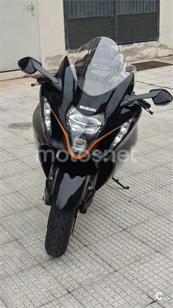 Suzuki Hayabusa – Vista 3
