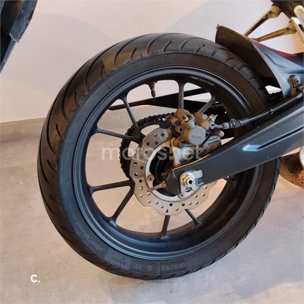 Honda CB 125 R – Vista 18