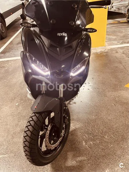 Aprilia SR GT 125 – Vista 5
