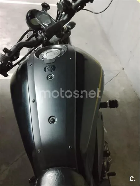 Yamaha XSR 700 – Vista 3
