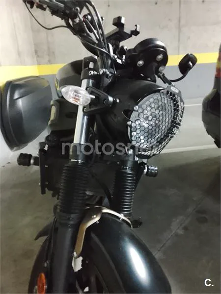 Yamaha XSR 700 – Vista 5