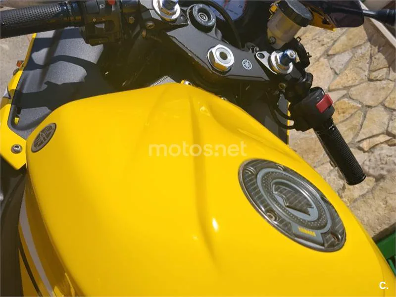 Yamaha YZF-R6 - Vista 7