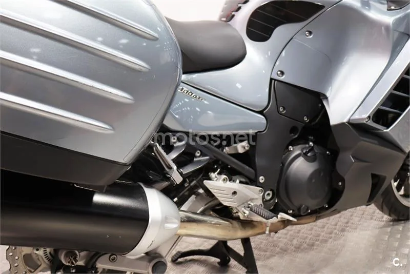 Kawasaki 1400GTR – Vista 15