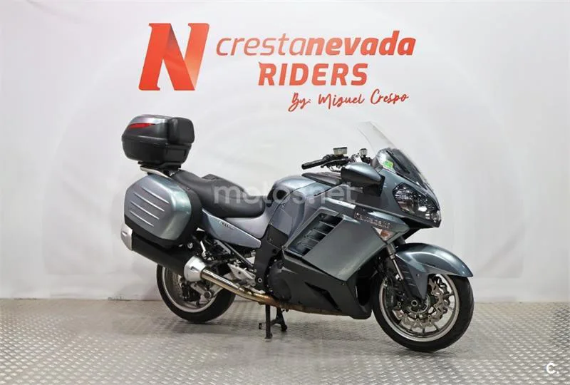Kawasaki 1400GTR – Vista 6