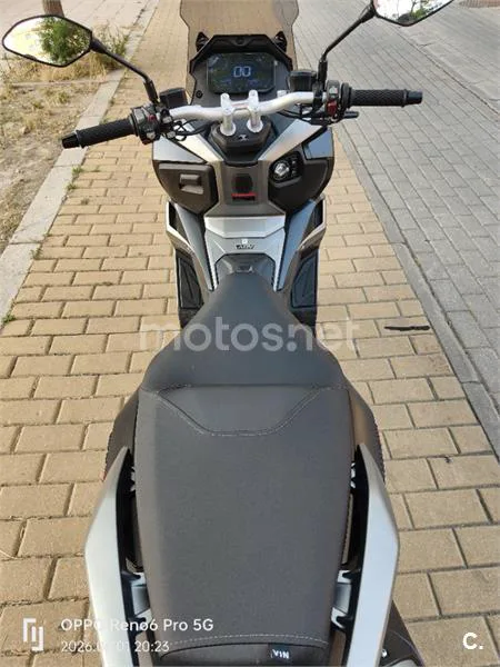 Voge SR1 ADV 125 – Vista 5