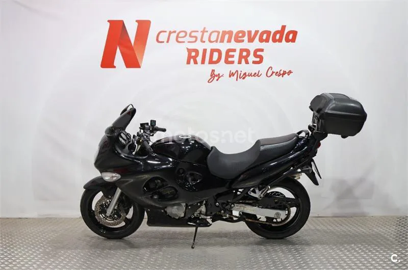 Suzuki GSX 750F – Vista 3