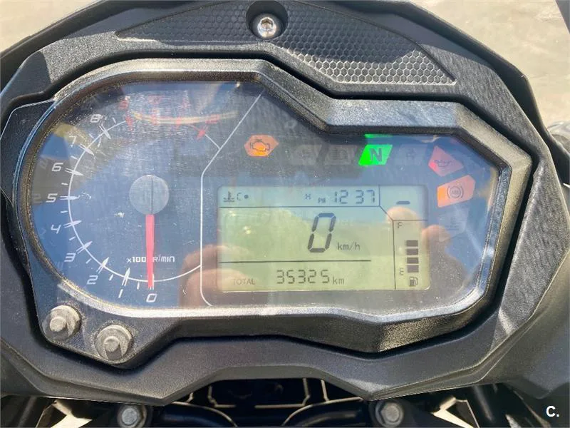 Benelli TRK 502 – Vista 11