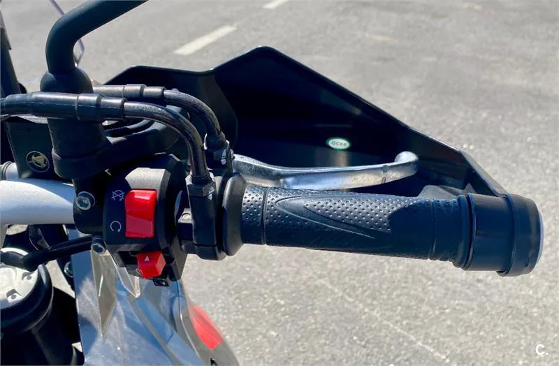 Benelli TRK 502 – Vista 9