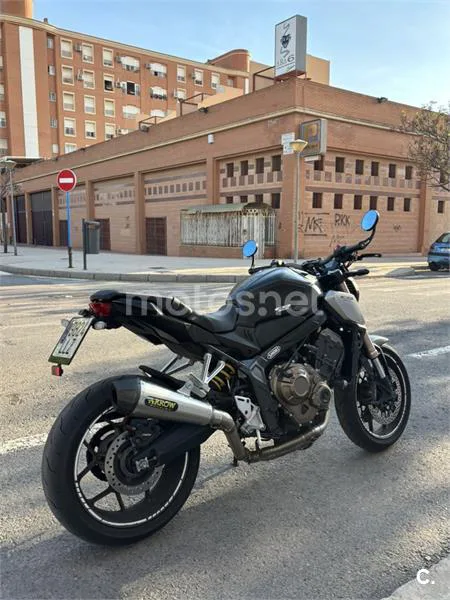 Honda CB 650 R – Vista 7