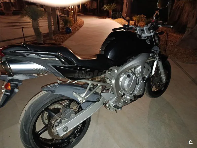 Yamaha FZ6 – Vista 4