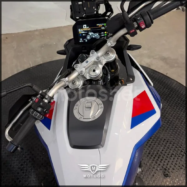 BMW F 900 GS – Vista 8