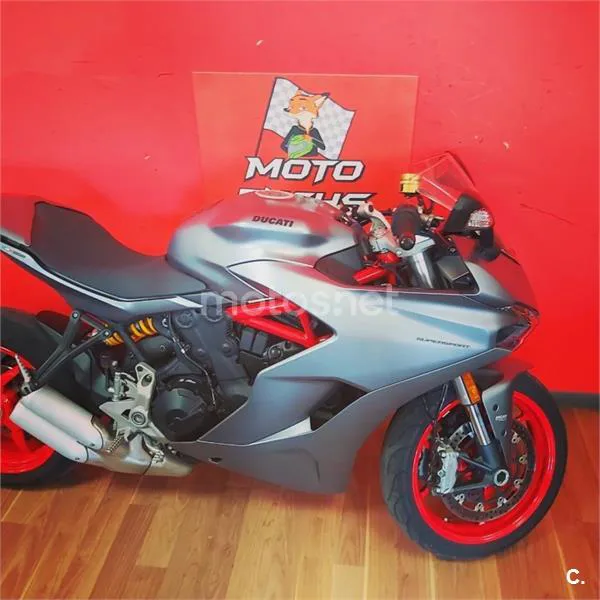 Ducati SuperSport – Vista 12