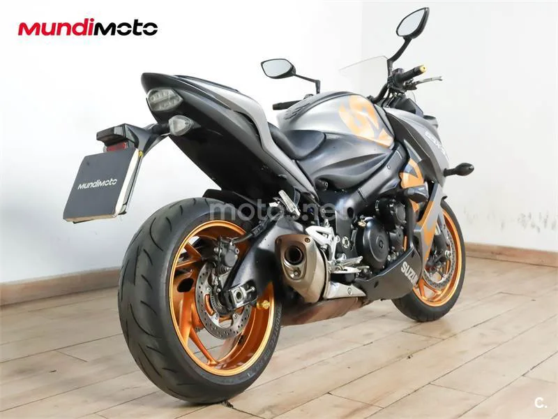 Suzuki GSX-S – Vista 3