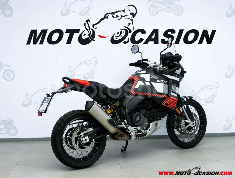 Ducati DesertX – Vista 3