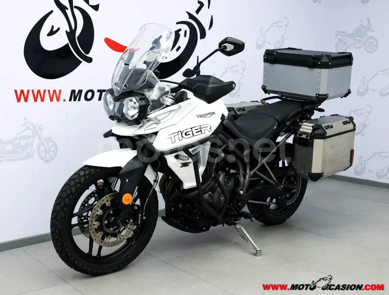 Triumph Tiger 800 XR – Vista 7