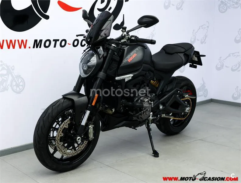 Ducati Monster – Vista 8