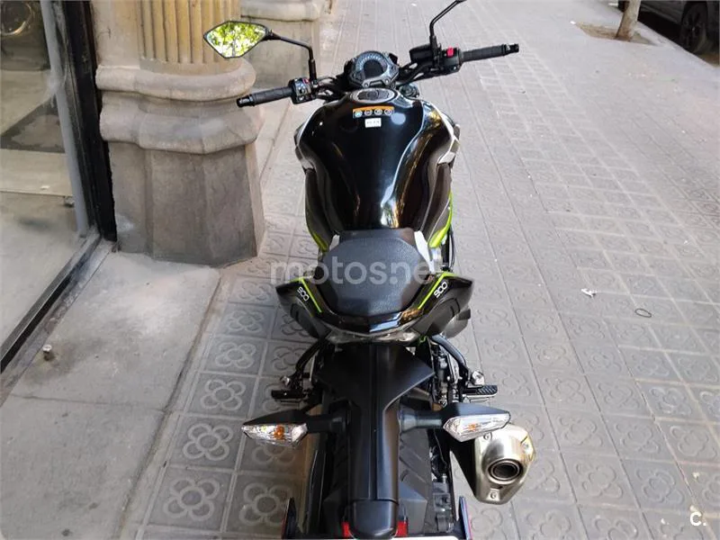 Kawasaki Z900 – Vista 14