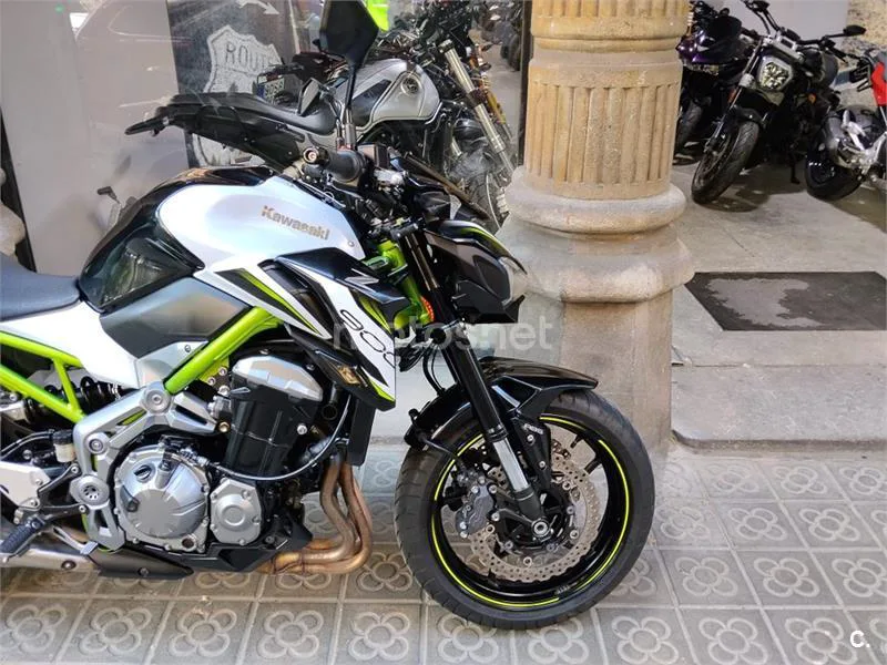 Kawasaki Z900 – Vista 3
