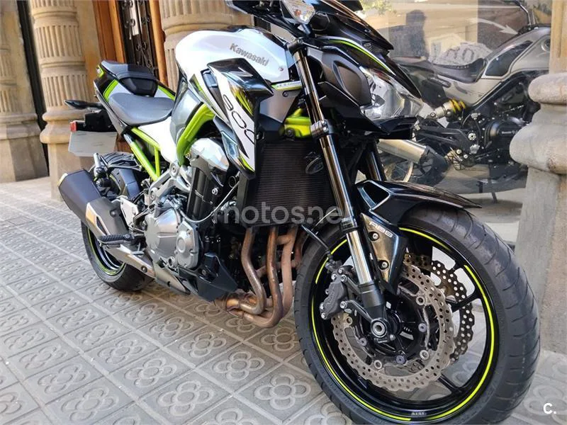 Kawasaki Z900 – Vista 5