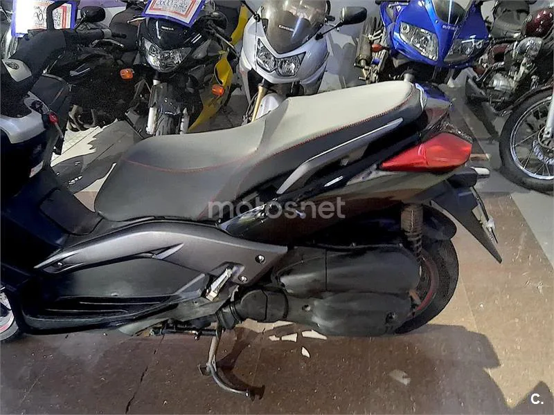 Yamaha XMAX 125 – Vista 12