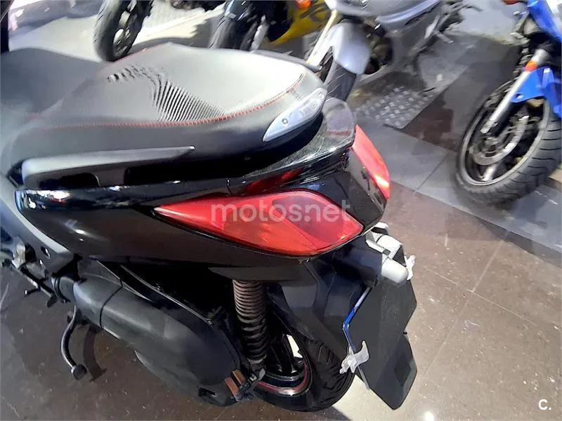 Yamaha XMAX 125 – Vista 14