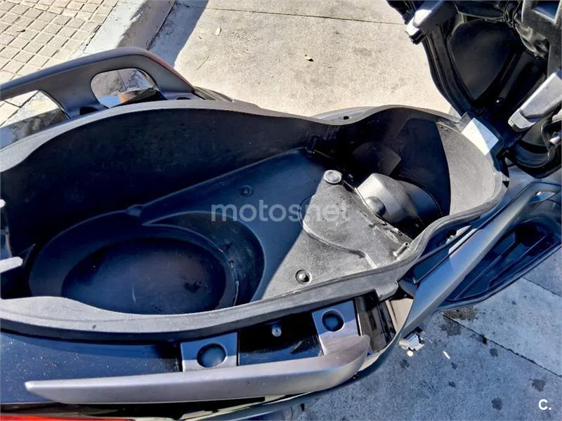 Yamaha XMAX 125 – Vista 16