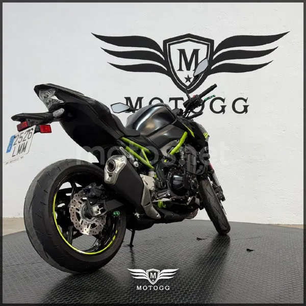 Kawasaki Z900 – Vista 7