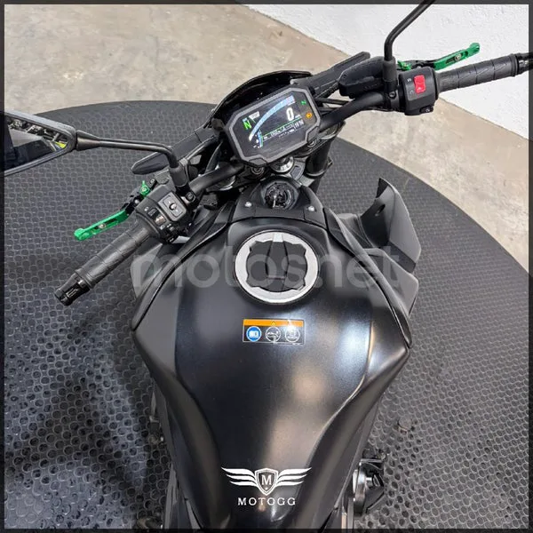 Kawasaki Z900 – Vista 8