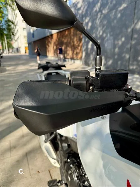 Honda XL 750 Transalp – Vista 10