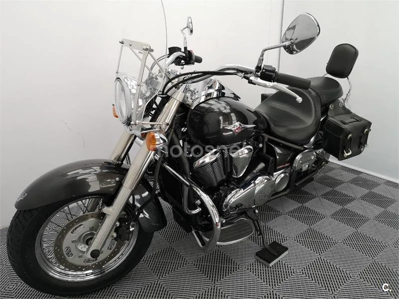 Kawasaki VN 900 Classic – Vista 17