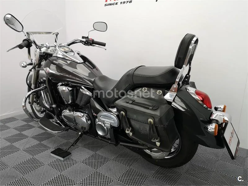 Kawasaki VN 900 Classic – Vista 19