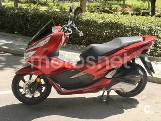Honda PCX 125 – Vista 2
