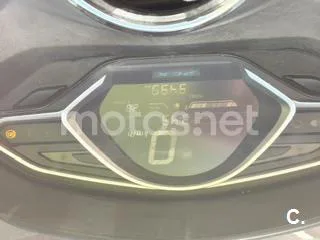 Honda PCX 125 – Vista 5