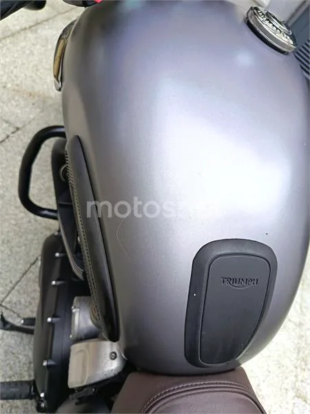 Triumph Bonneville T120 – Vista 4
