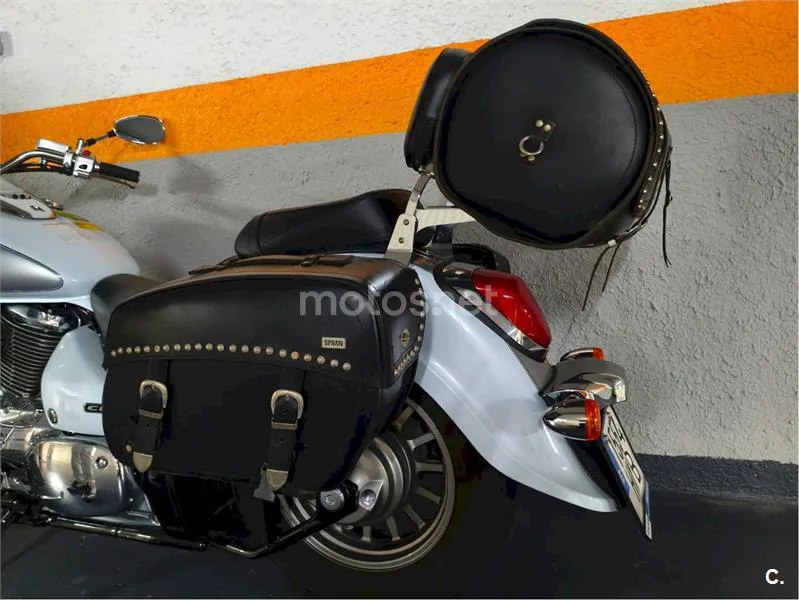 Suzuki Intruder C800 – Vista 2