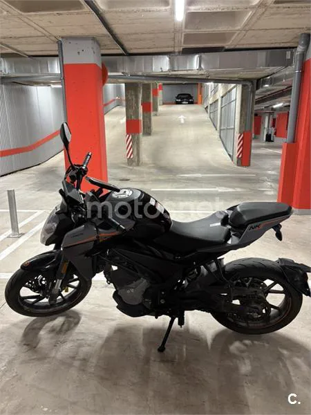 CFMOTO 300NK – Vista 2
