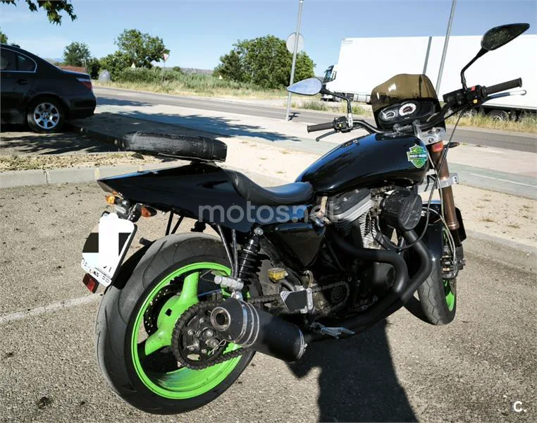 Harley-Davidson Sportster 883 - Vista 4
