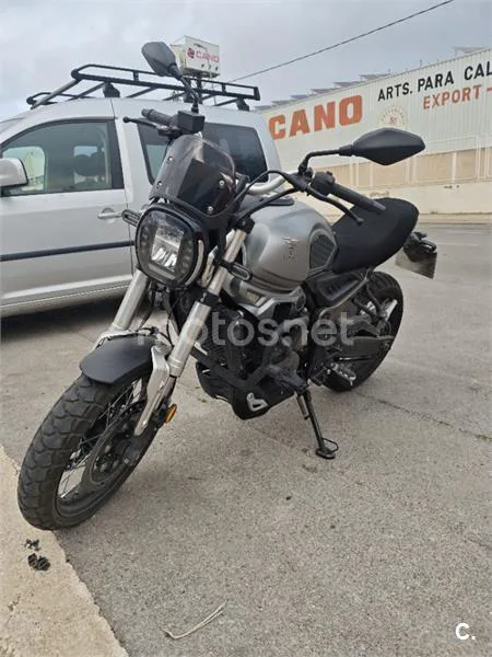 Voge 300 – Vista 2