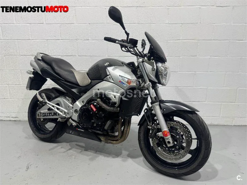 Suzuki GSR 600 – Vista 3
