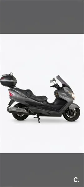 Suzuki Burgman 400 – Vista 2