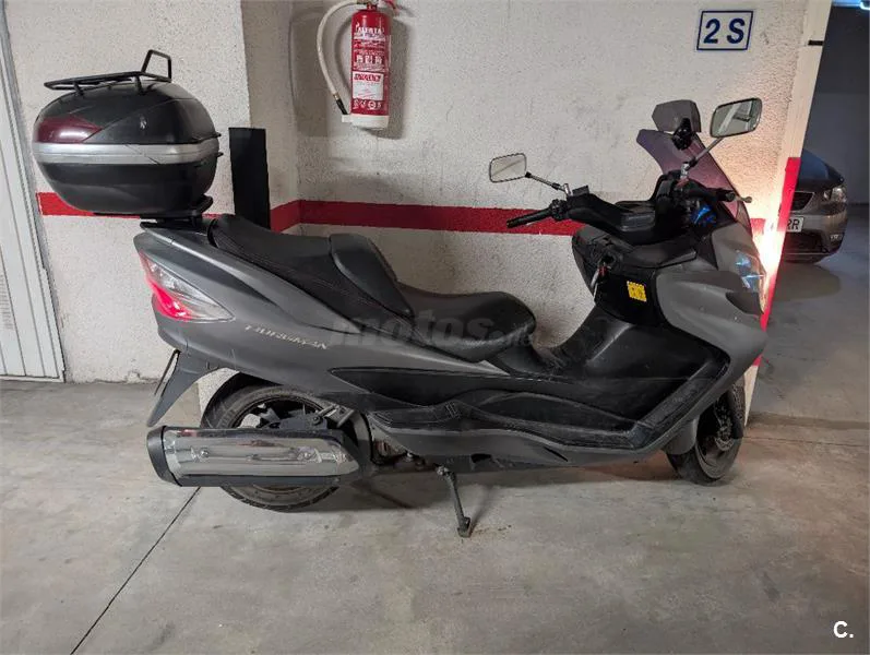 Suzuki Burgman 400 – Vista 6