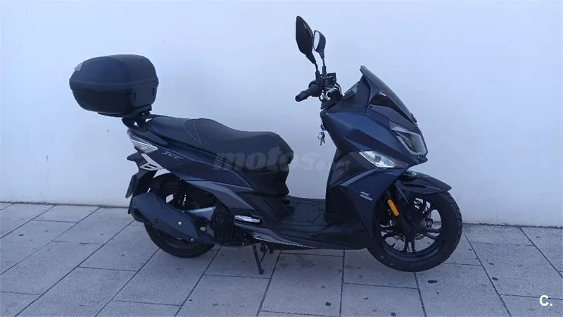 SYM ADX 125 – Vista 2