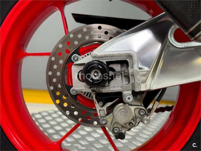 Aprilia Tuono V4 1100 Factory – Vista 12