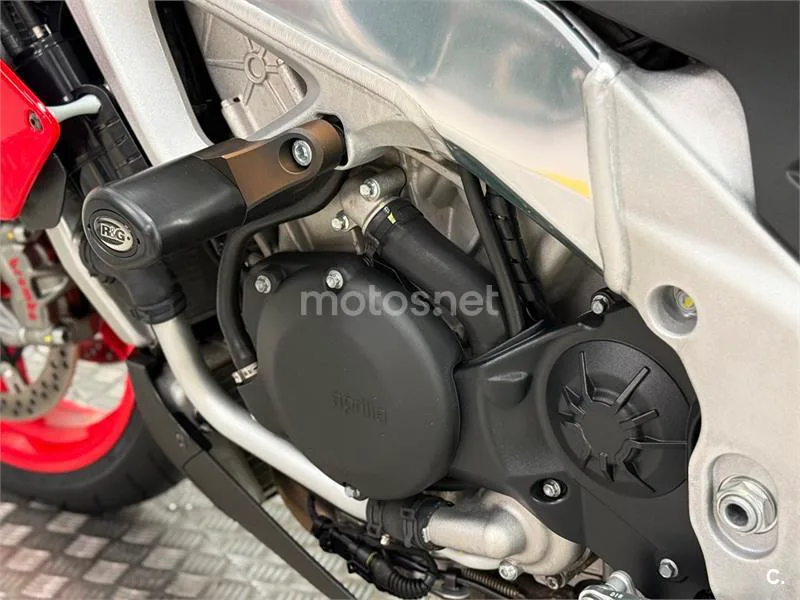 Aprilia Tuono V4 1100 Factory – Vista 24