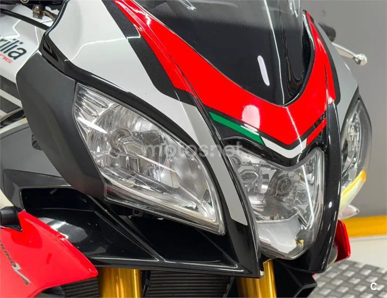 Aprilia Tuono V4 1100 Factory – Vista 9